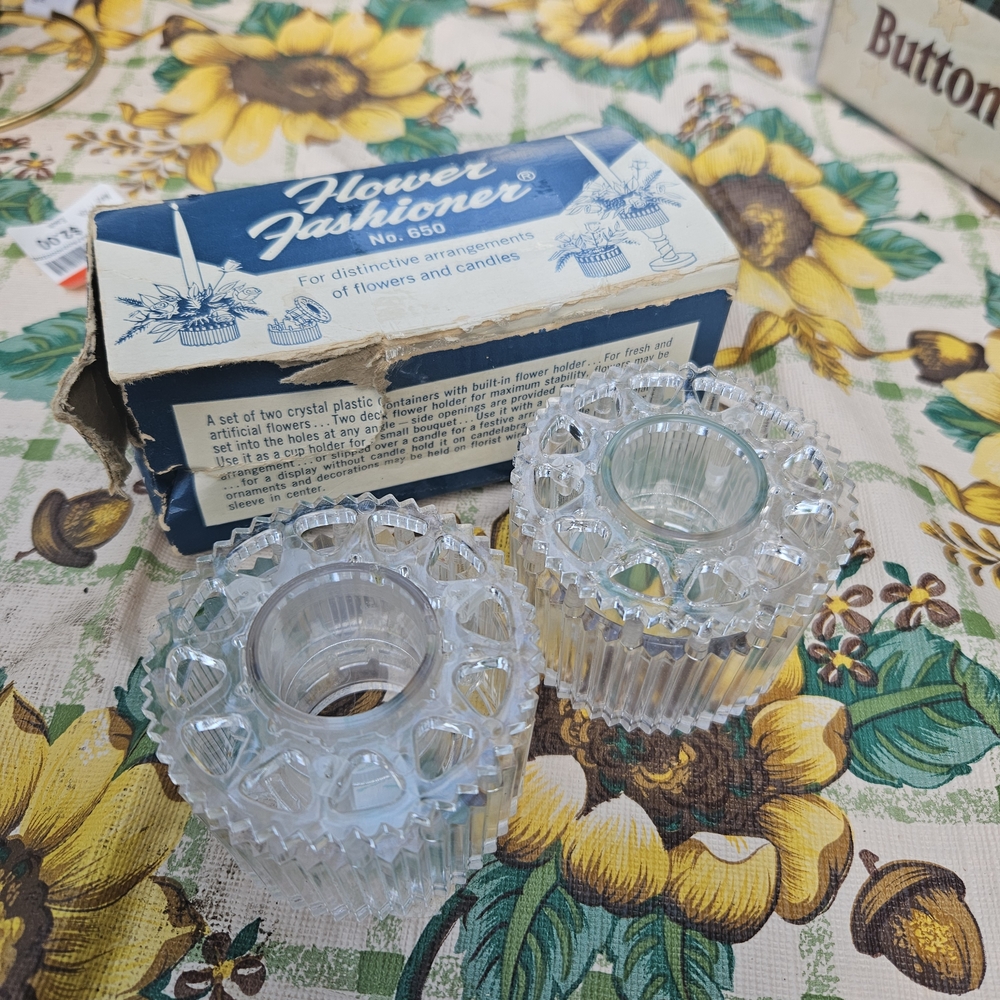 Vintage Plastic To Arrange Flowers